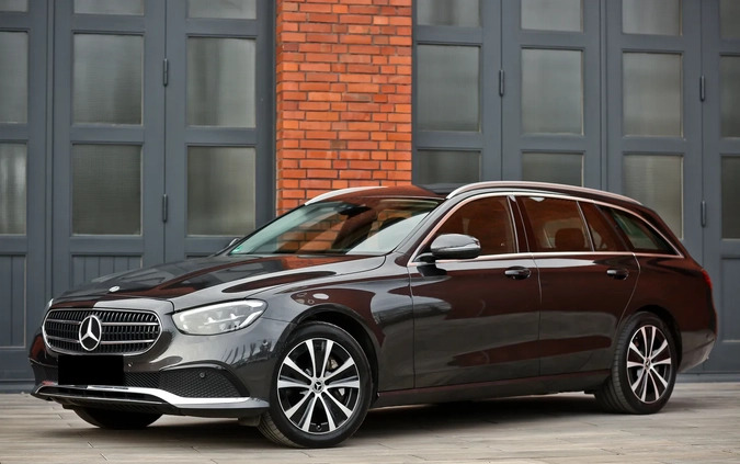 Mercedes-Benz Klasa E cena 179900 przebieg: 29500, rok produkcji 2022 z Chojnice małe 781